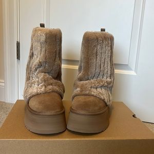 UGGS Classic Short Sherpa Corduroy Boot
